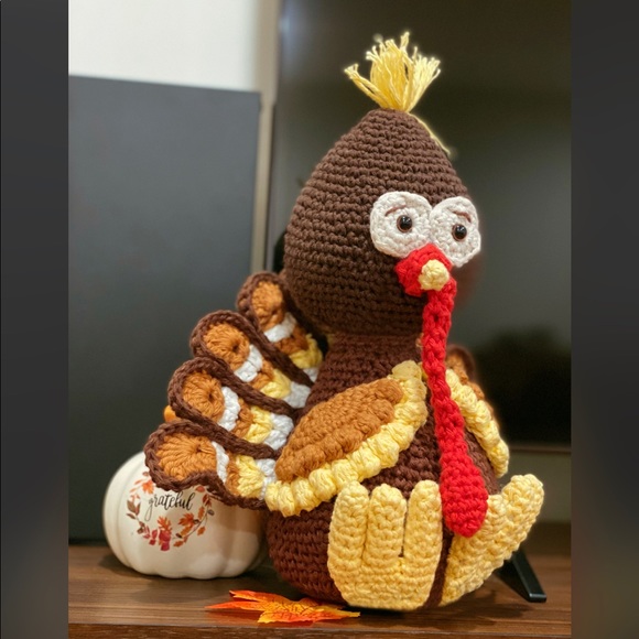 Turkey Decor Fall/Autumn/Thanksgiving Decor Handmade Crocheted - Brand New - Picture 4 of 8